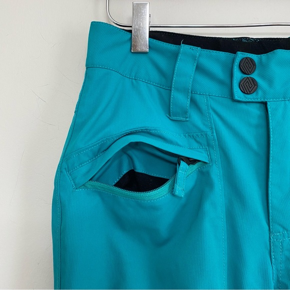 Nitro Turquoise Snowboard Pants - Picture 3 of 10